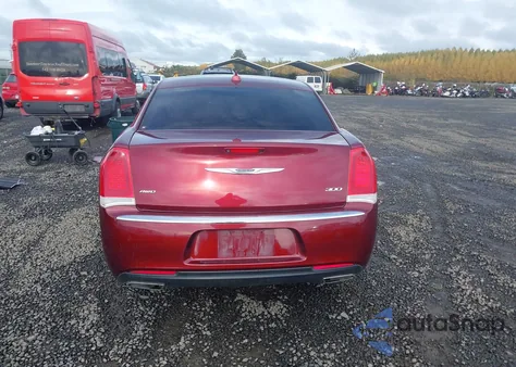 2018 Chrysler 300 Touring L Awd from USA, damaged, VIN 2C3CCARG7JH338684